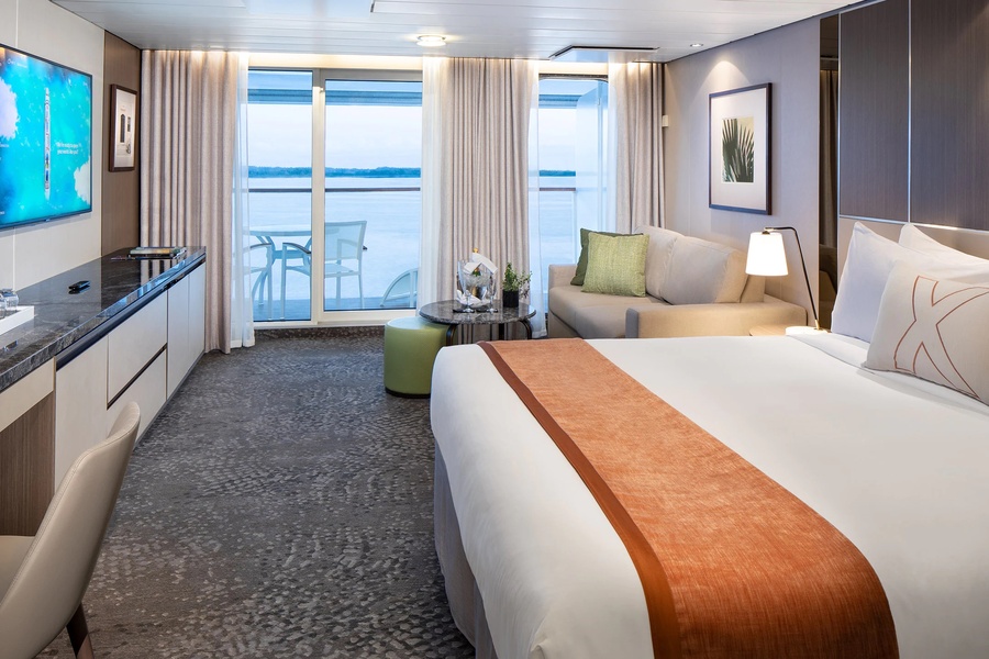 Celebrity Cruises Celebrity Infinity Aqua Sky Suite 2.jpg
